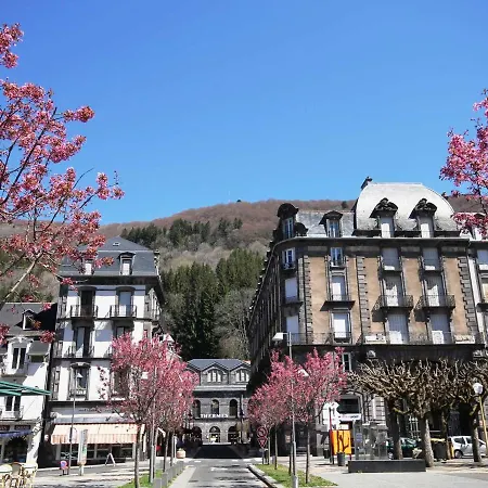 Hyper Centre Mont-dore: T3 Spacieux Avec Balcon Et Wifi, A Cote Des Thermes - Fr-1-608-23 Apartment